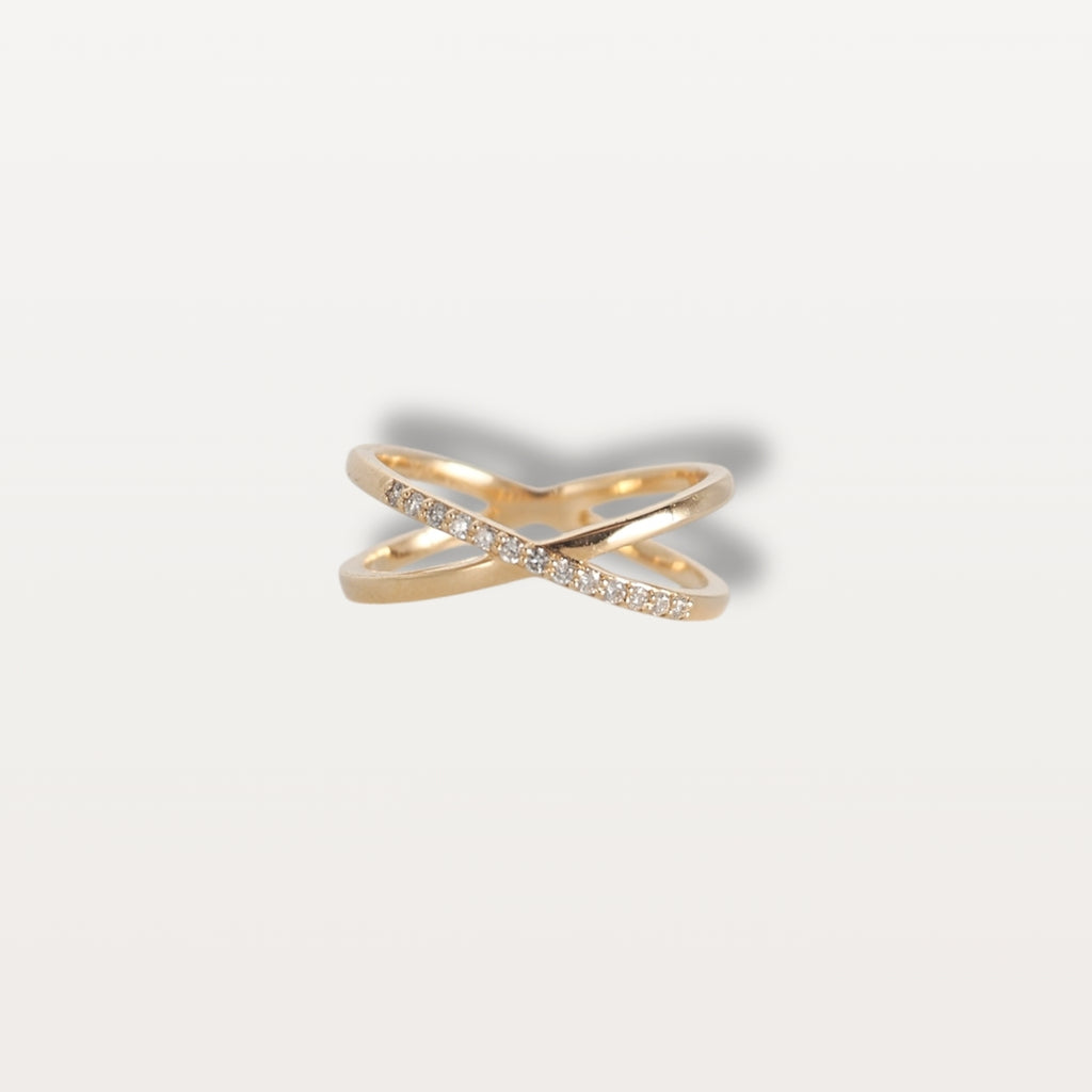 Half Diamond X Ring