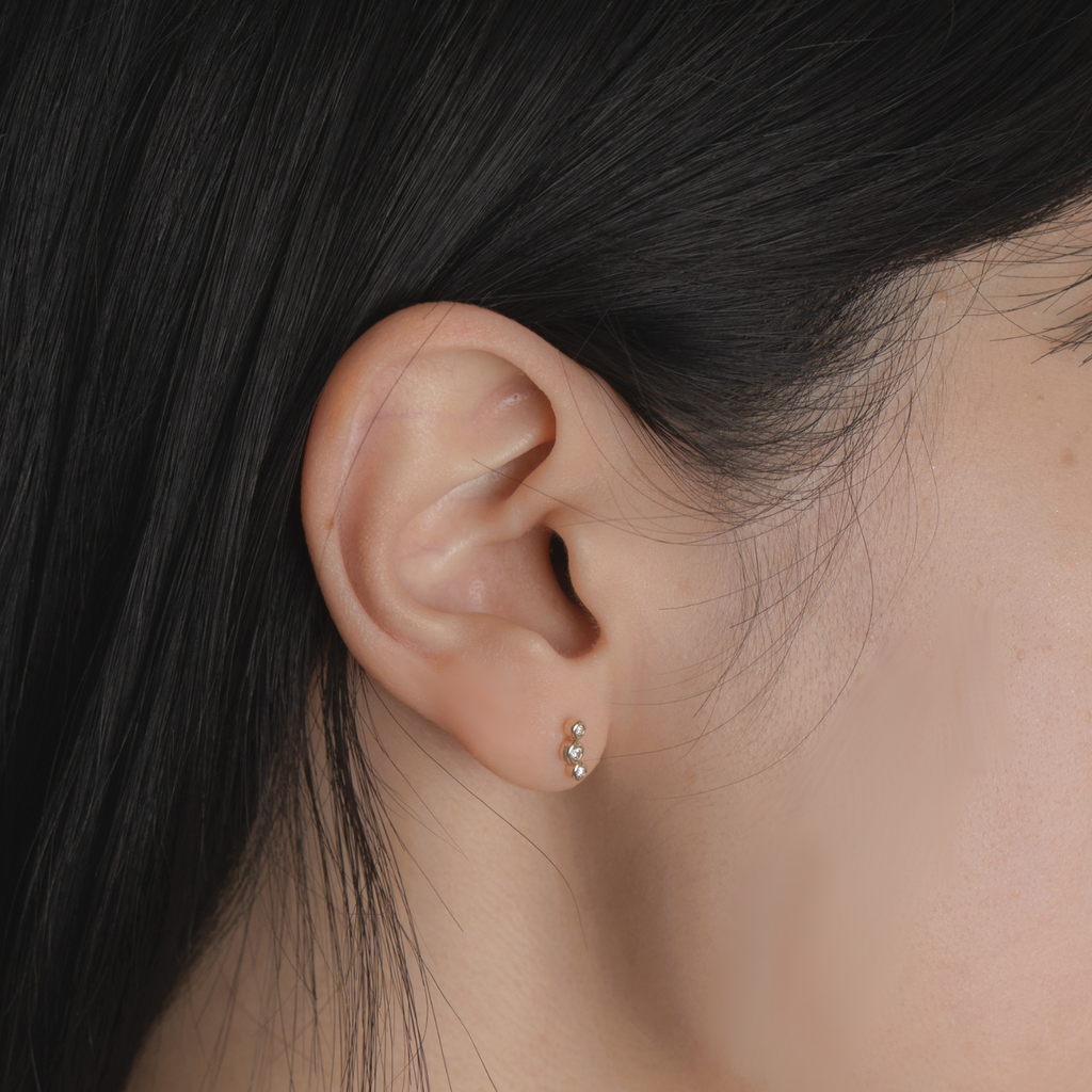 Triple Diamond Earring トリプルダイヤモンドイヤリング
